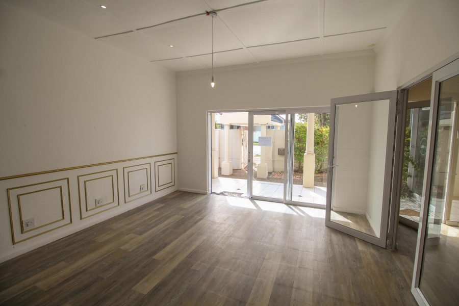 Commercial Property for Sale in Nahoon Eastern Cape